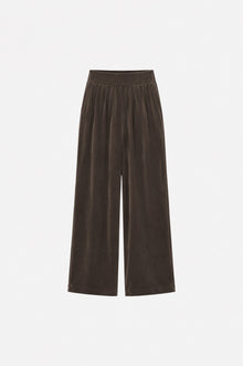 Brown Tencel fabric wide-leg pants with pleats from Ginaci Türkiye, featuring a relaxed fit and casual style.