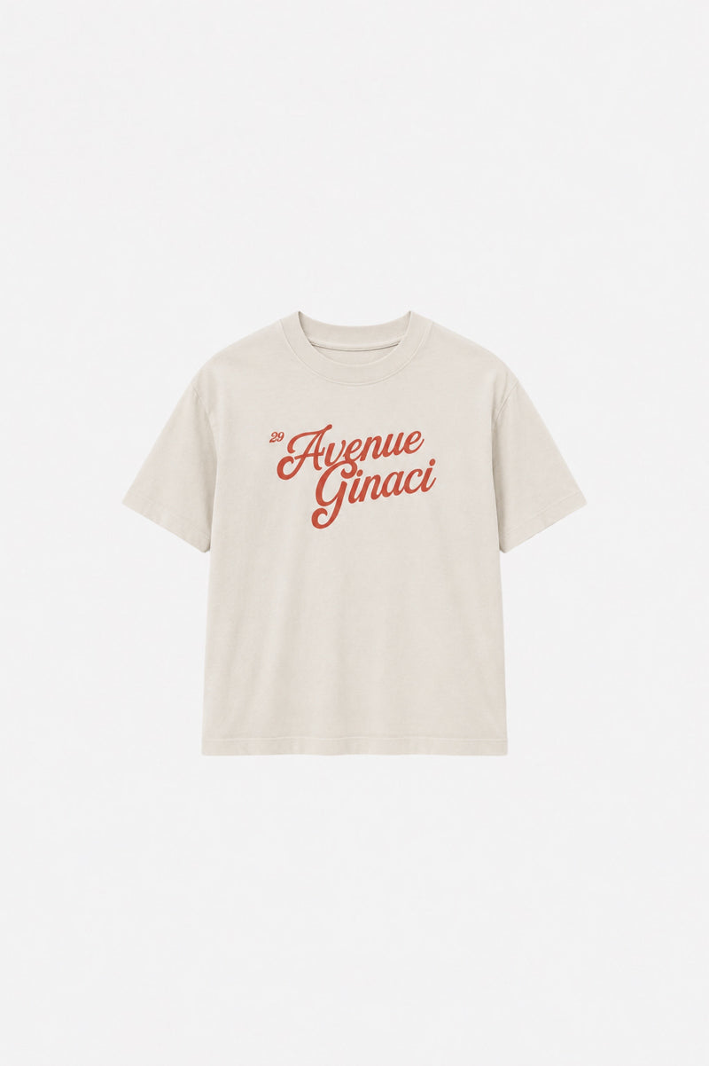 Light beige oversized cotton T-shirt from Ginaci Türkiye, casual fit, soft fabric, displayed on a plain background.