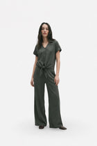 Ginaci Türkiye Tencel fabric minimal green top with tie detail, stylish and sustainable women's blouse in premium quality.