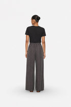 Gray wide-leg Tencel fabric pants with pleats from Ginaci Türkiye, featuring a relaxed fit and stylish design.