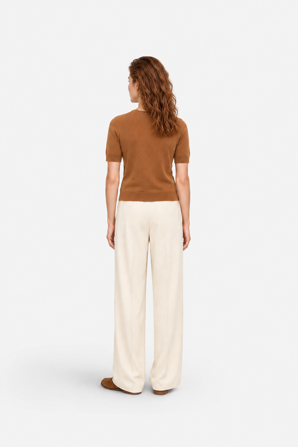 Brown polo neck sweater from Ginaci Türkiye featuring a round neckline, cozy knit fabric, and stylish casual design.