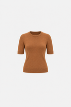 Kahverengi polo yuvarlak yaka triko from Ginaci Türkiye, soft knit fabric, shown on a mannequin with a close-up of the collar and fabric texture.