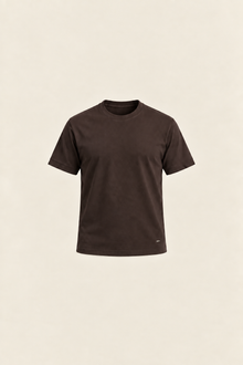 Brown basic T-shirt from Ginaci Türkiye featuring a simple design, shown on a plain background.